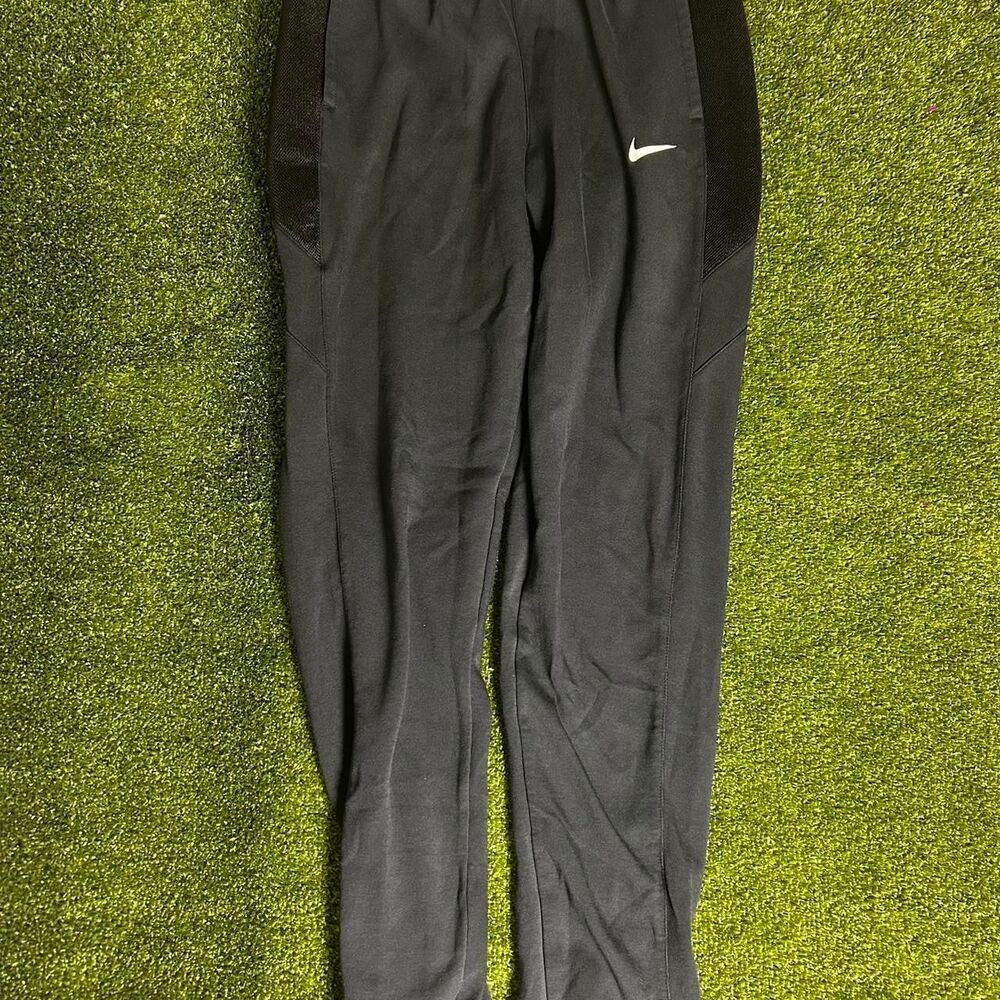 Nike Men's Black and Navy Joggers-tracksuits